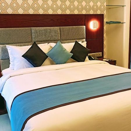 Nascent Gardenia Luxury Suites Dhaka Exterior foto